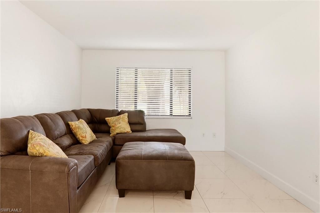 1450 Green Valley Cir, Unit 502, Naples, FL 34104 Photo