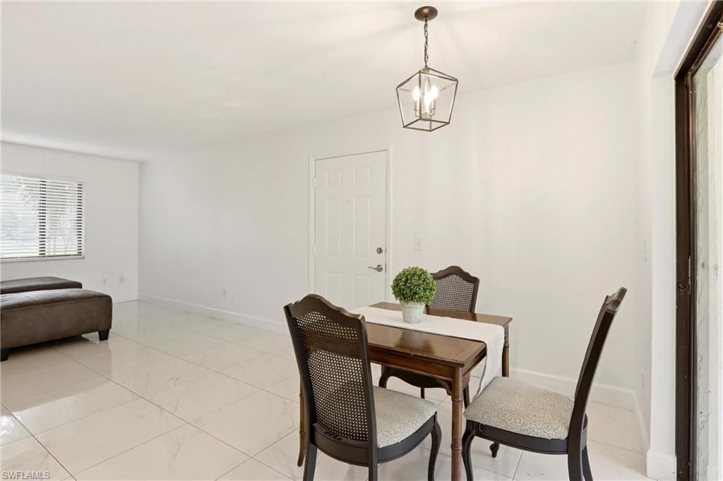 1450 Green Valley Cir, Unit 502, Naples, FL 34104 Photo