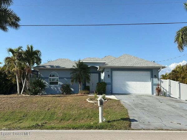 2635 Tropicana Parkway W , Cape Coral, FL 33993