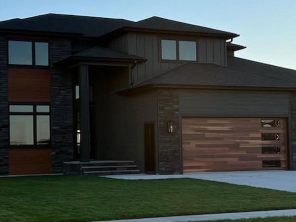 5983 SYLVIA Circle, Grand Forks, ND 58201