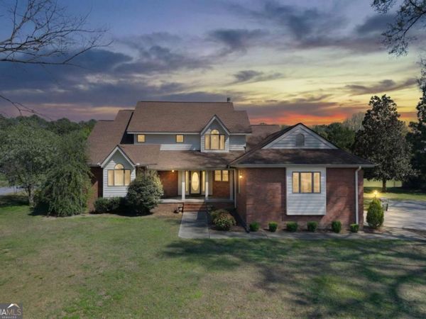 317 Shenandoah Drive NE, Calhoun, GA 30701