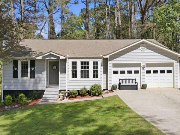 90 Chimney Rise Court, Stockbridge, GA 30281