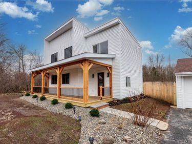 789 Lake Street, Angola, NY 14006