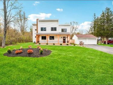 789 Lake Street, Angola, NY 14006