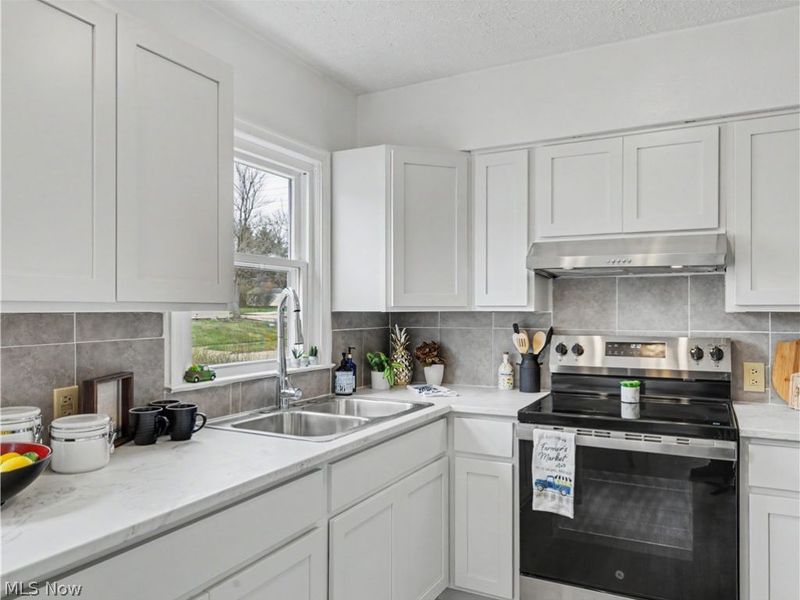 2549 26th Street , Cuyahoga Falls, OH 44223 Photo 10