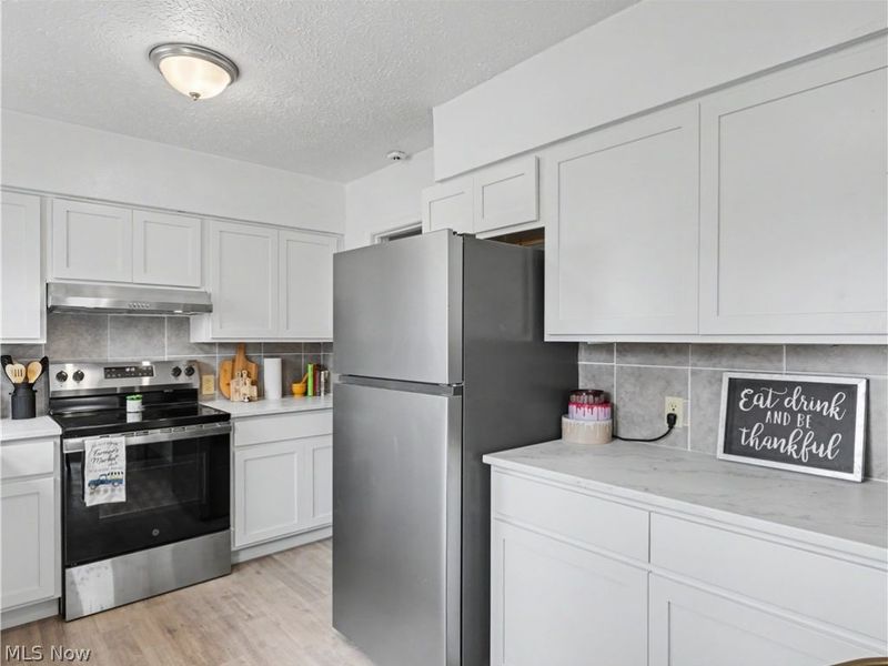 2549 26th Street , Cuyahoga Falls, OH 44223 Photo 11