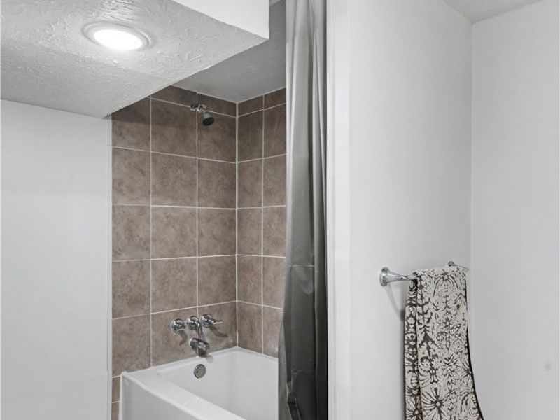 2549 26th Street , Cuyahoga Falls, OH 44223 Photo 24