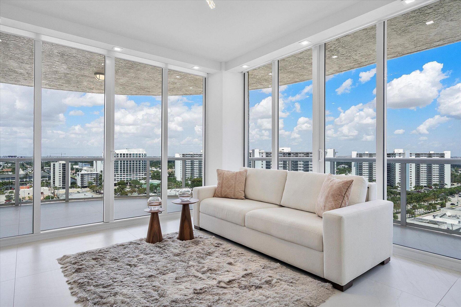 3100 N Ocean Boulevard, Unit 1501, Fort Lauderdale, FL 33308 Photo