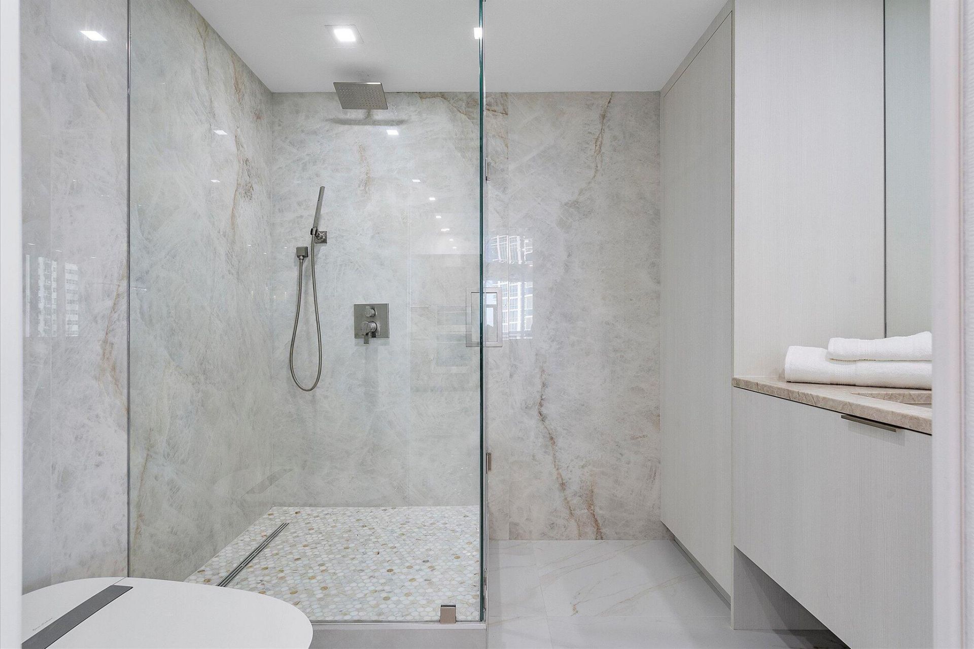 3100 N Ocean Boulevard, Unit 1501, Fort Lauderdale, FL 33308 Photo