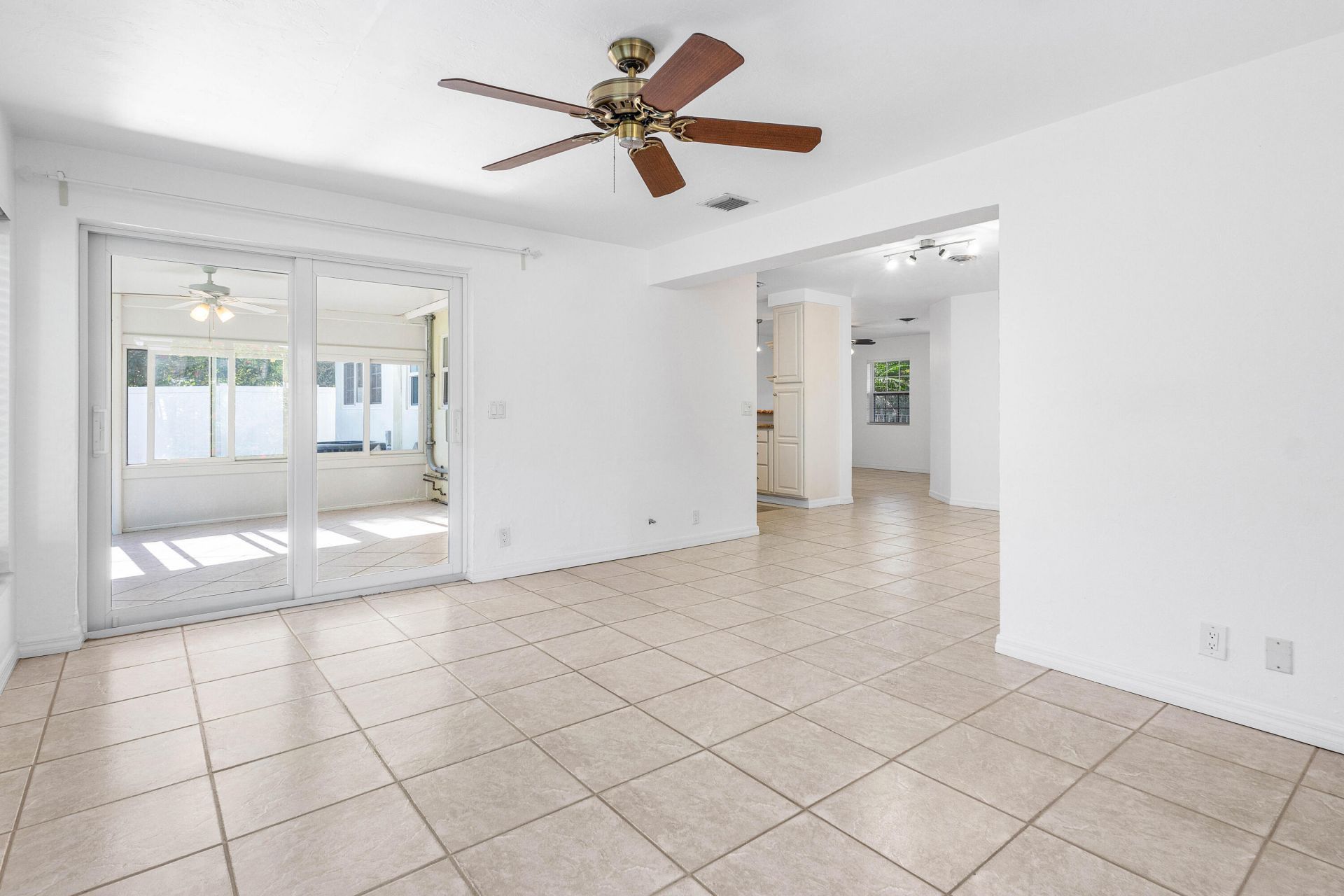 2100 NE 4th Avenue, Boca Raton, FL 33431 Photo