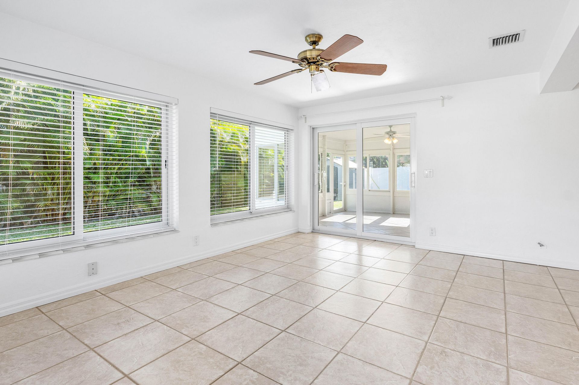 2100 NE 4th Avenue, Boca Raton, FL 33431 Photo
