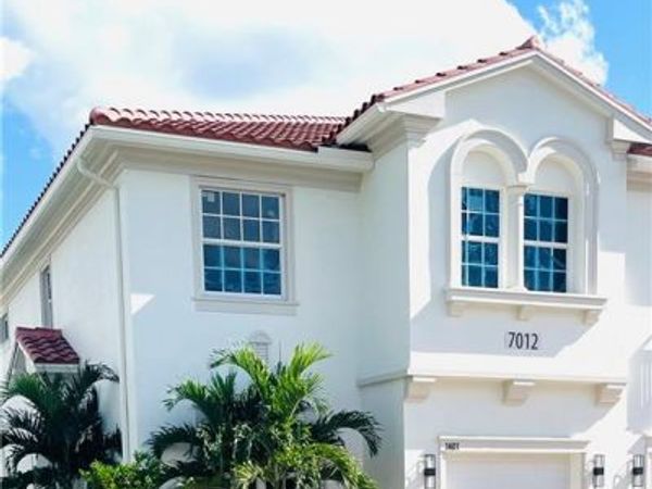 7073 Venice WAY, Unit 2701, NAPLES, FL 34119