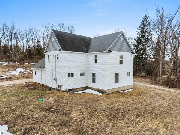 701 Main Street W, Manton, MI 49663