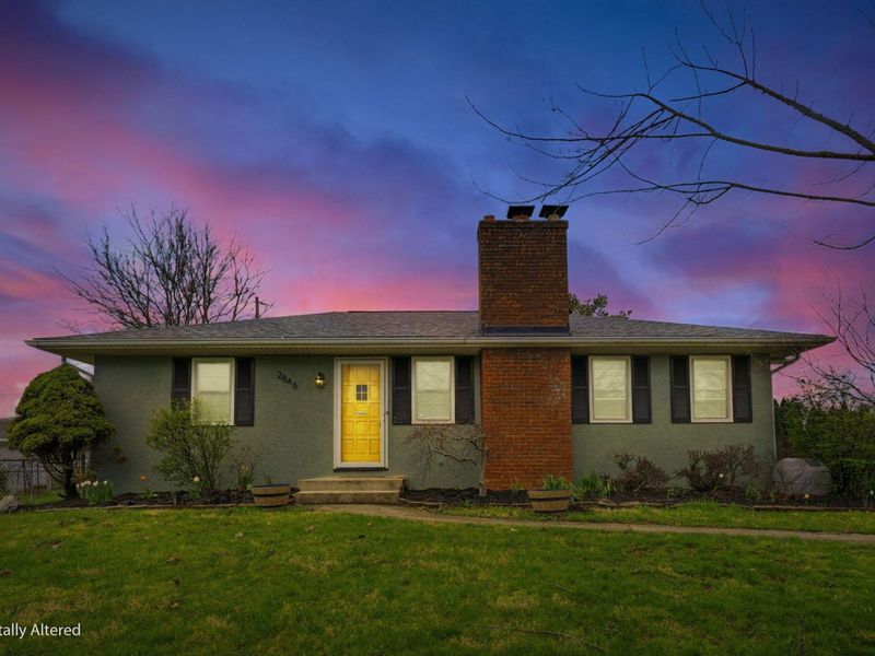 2846 Hampton Road S, Columbus, OH 43232 Photo 1