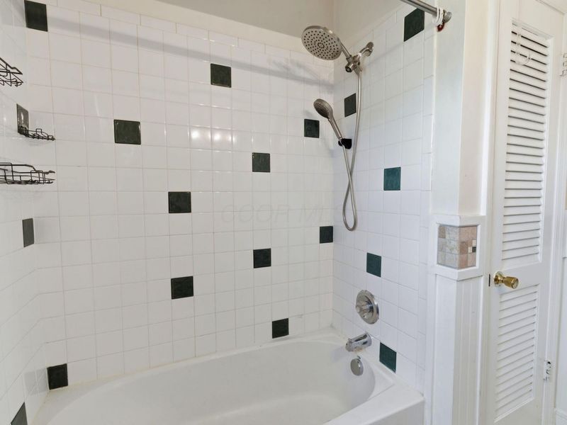 2846 Hampton Road S, Columbus, OH 43232 Photo 21