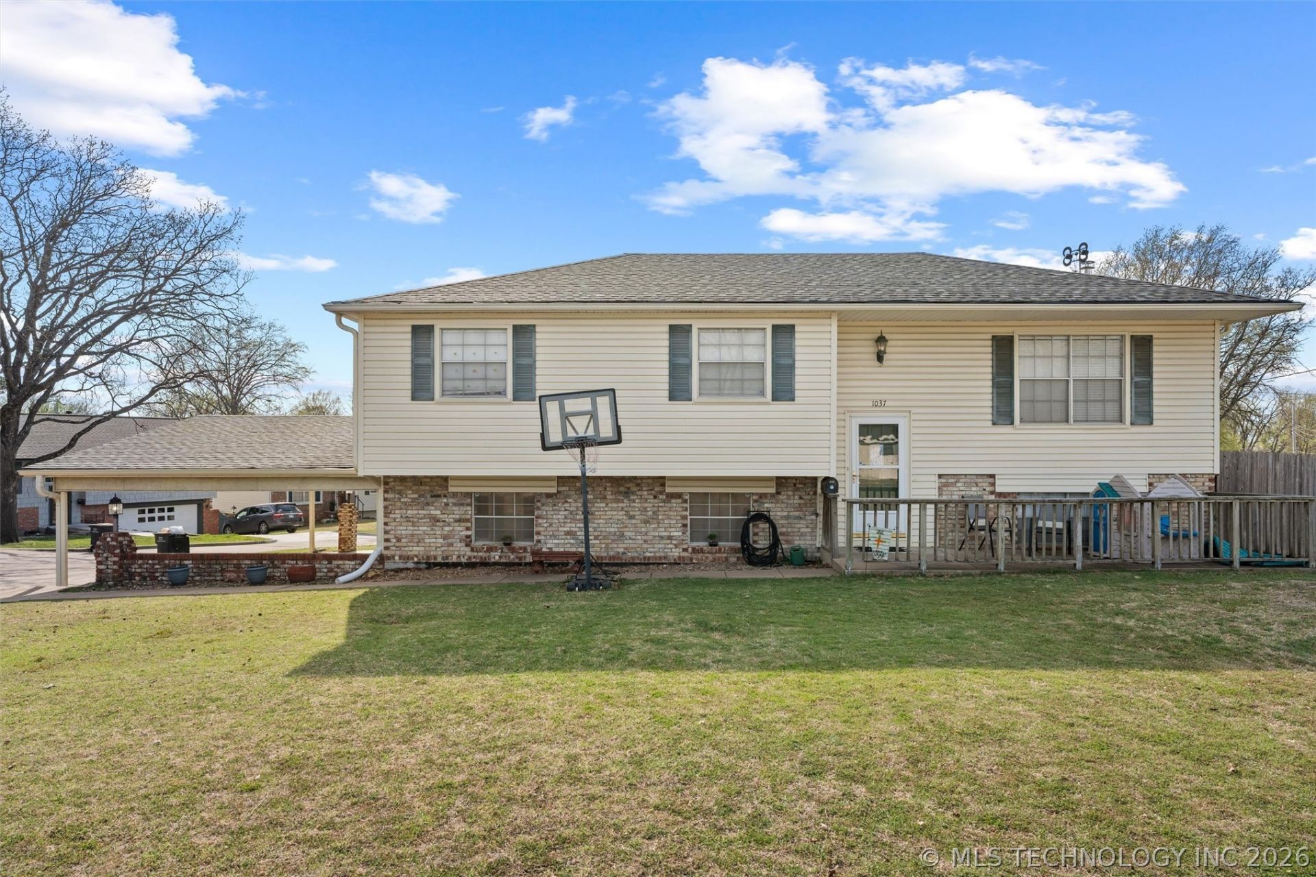 1037 Macklyn Lane, Bartlesville, OK 74006 Main Photo