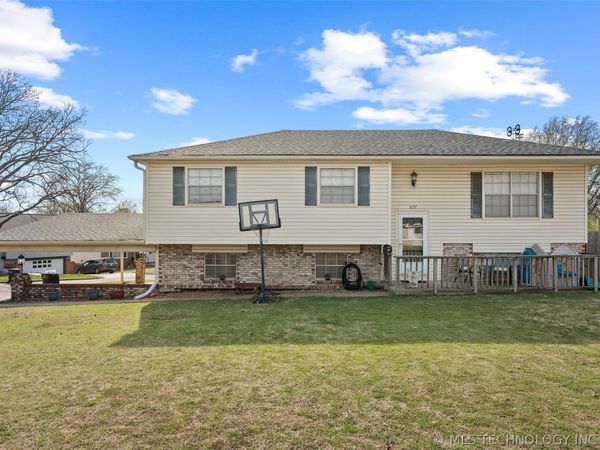 1037 Macklyn Lane, Bartlesville, OK 74006