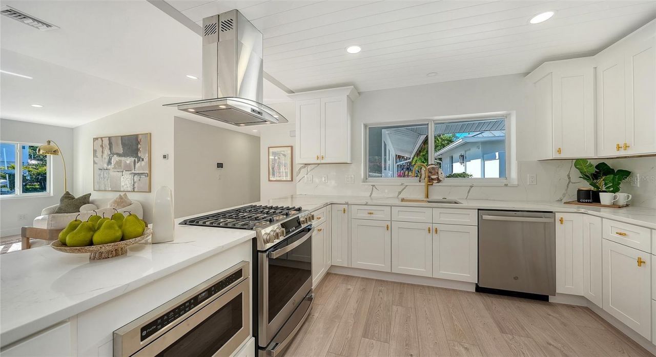 339 Treasure Boat Way, Sarasota, FL 34242 Photo