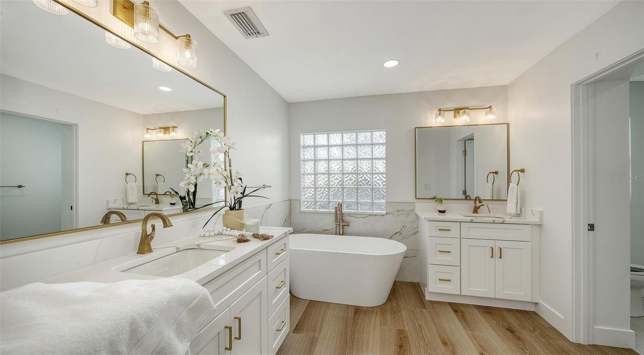 339 Treasure Boat Way, Sarasota, FL 34242 Photo