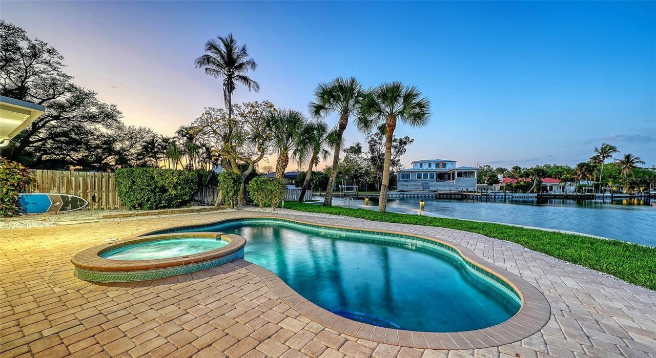 339 Treasure Boat Way, Sarasota, FL 34242 Photo