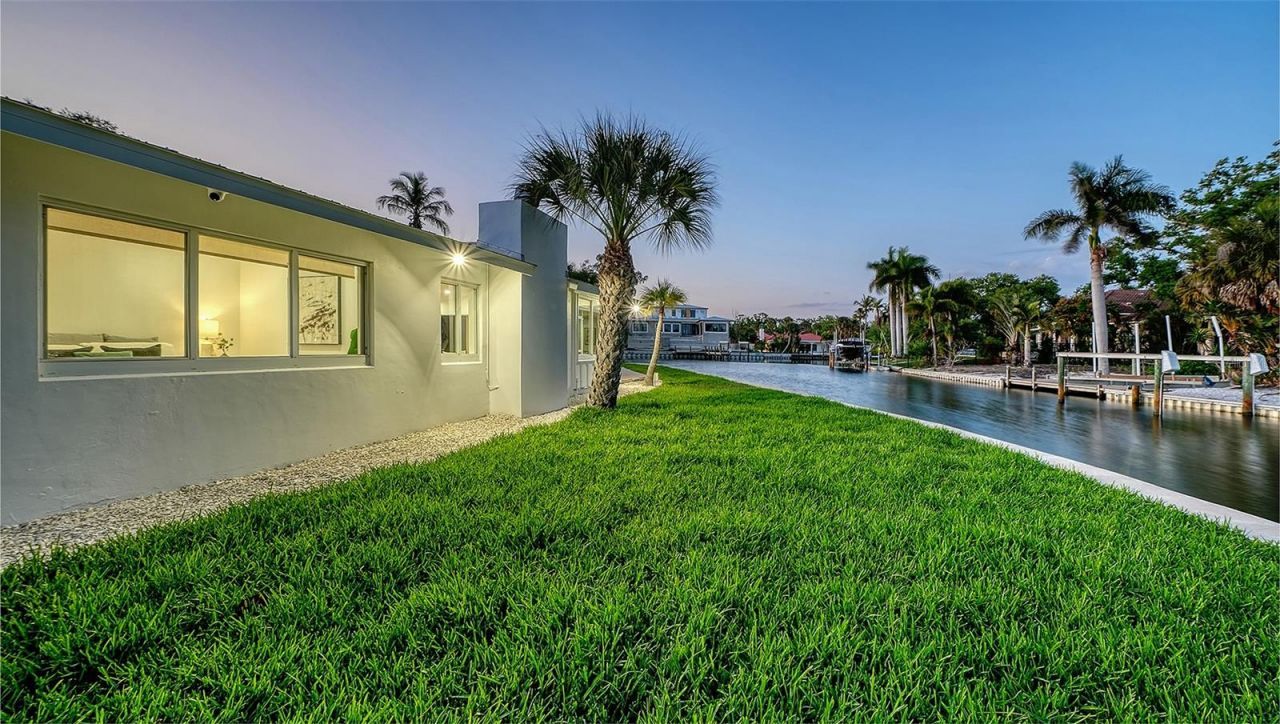 339 Treasure Boat Way, Sarasota, FL 34242 Photo