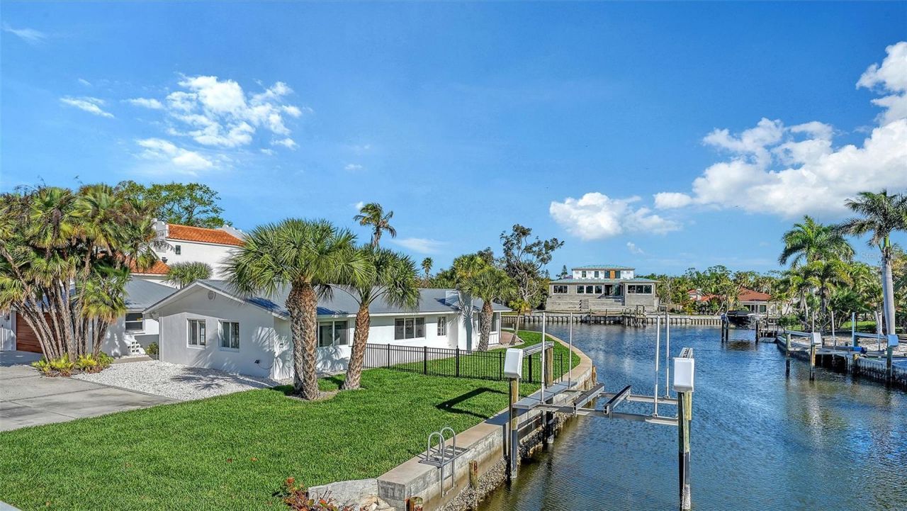 339 Treasure Boat Way, Sarasota, FL 34242 Photo