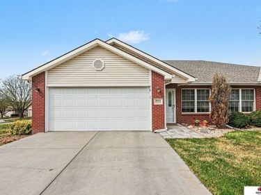 1955 S Knights Place, Lincoln, NE 68506