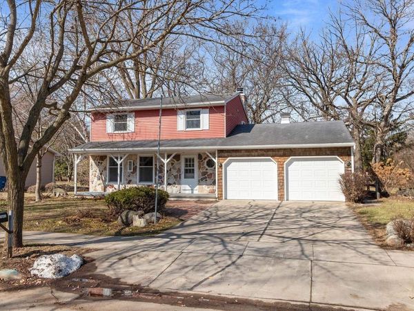 1645 CRESTVIEW DRIVE, Oshkosh, WI 54904