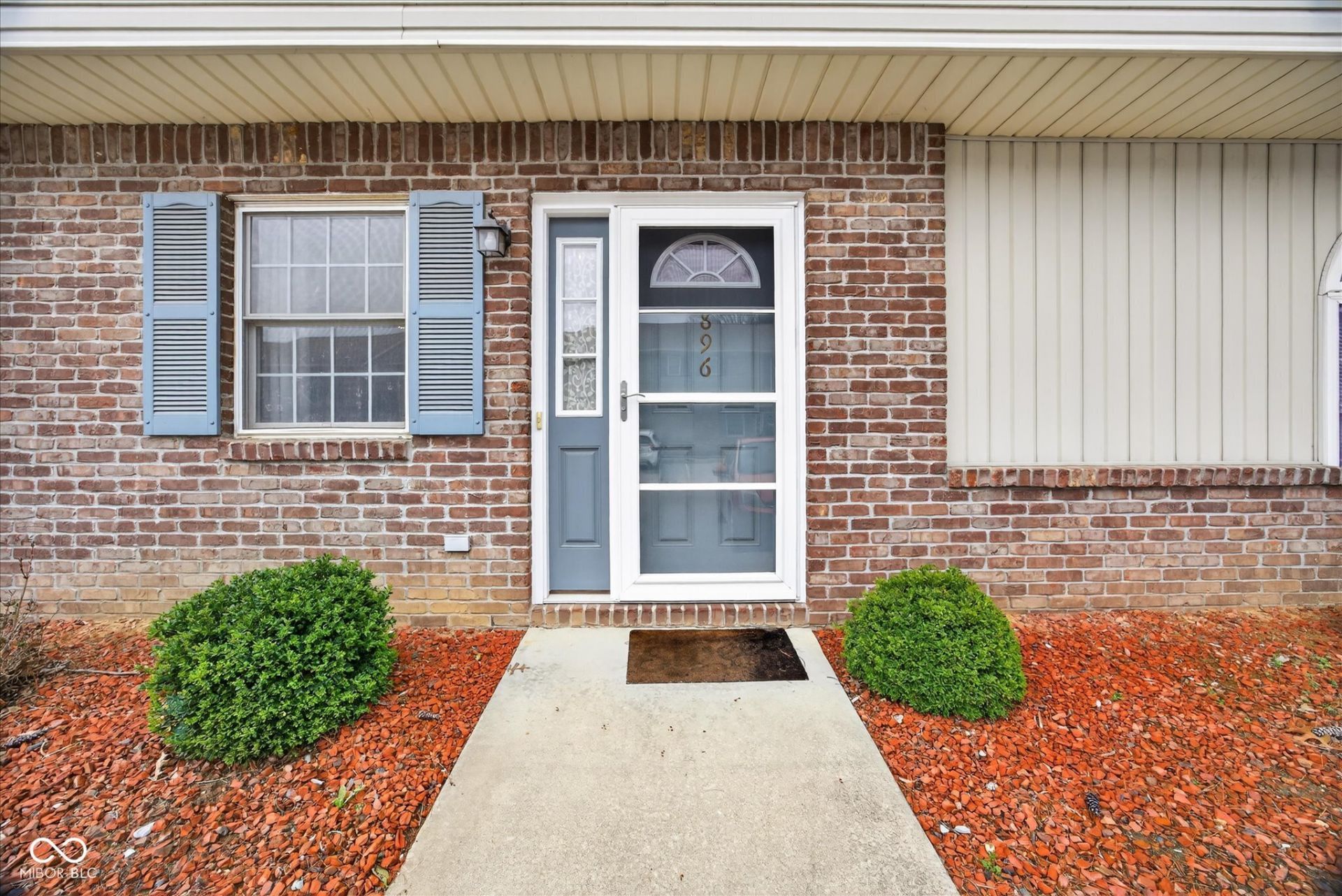 896 E Sherwood Hills Drive, Bloomington, IN 47401 Main Photo