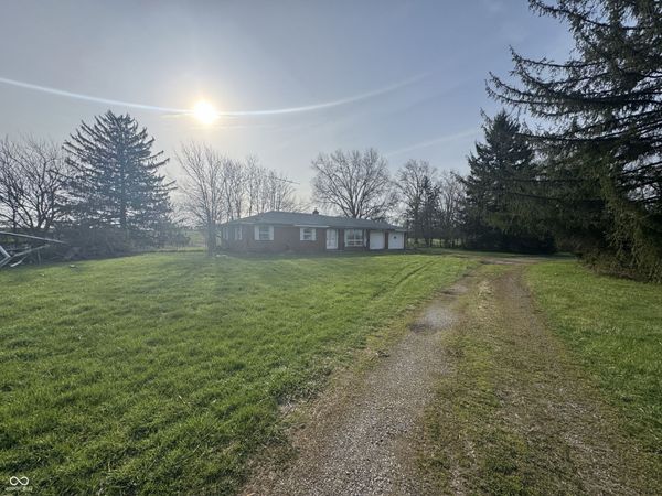 7614 S Mill Road, Spiceland, IN 47385