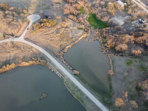 000 Bishop Drive , Weatherford, TX 76088