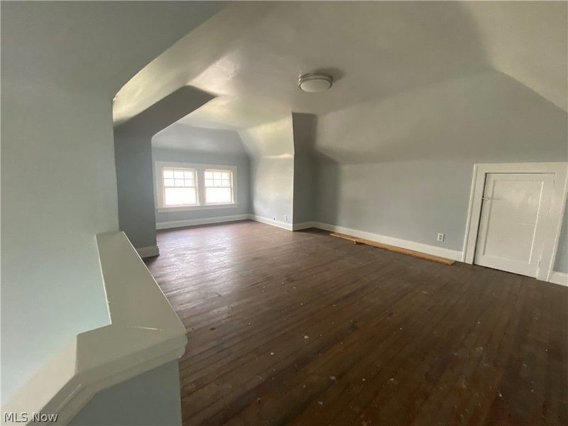 3340 E Fairfax Road , Cleveland Heights, OH 44118 Photo 16