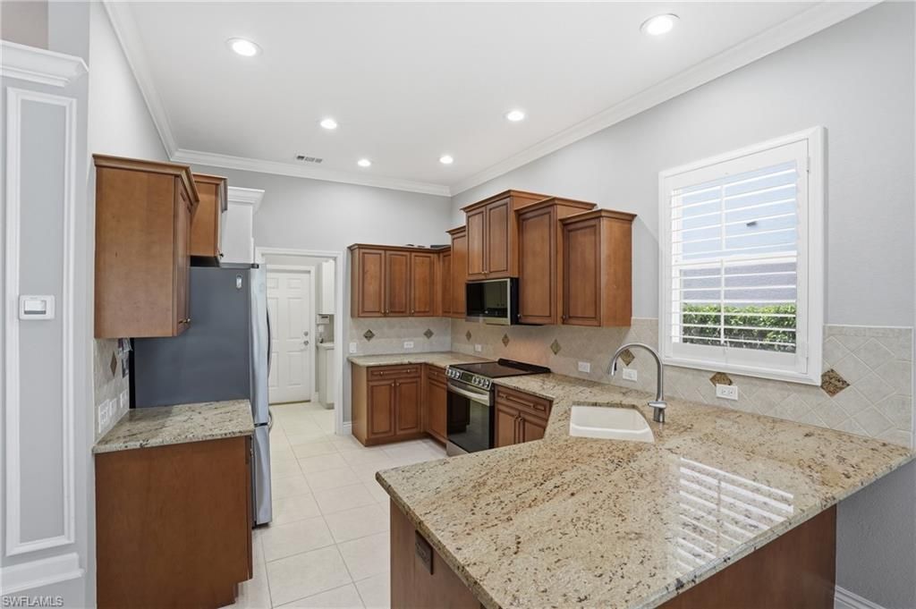 6039 Fairway Ct, Naples, FL 34110 Photo