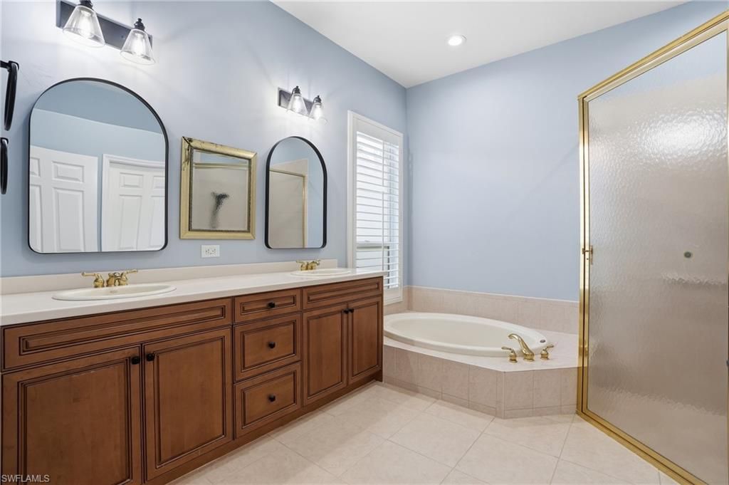 6039 Fairway Ct, Naples, FL 34110 Photo