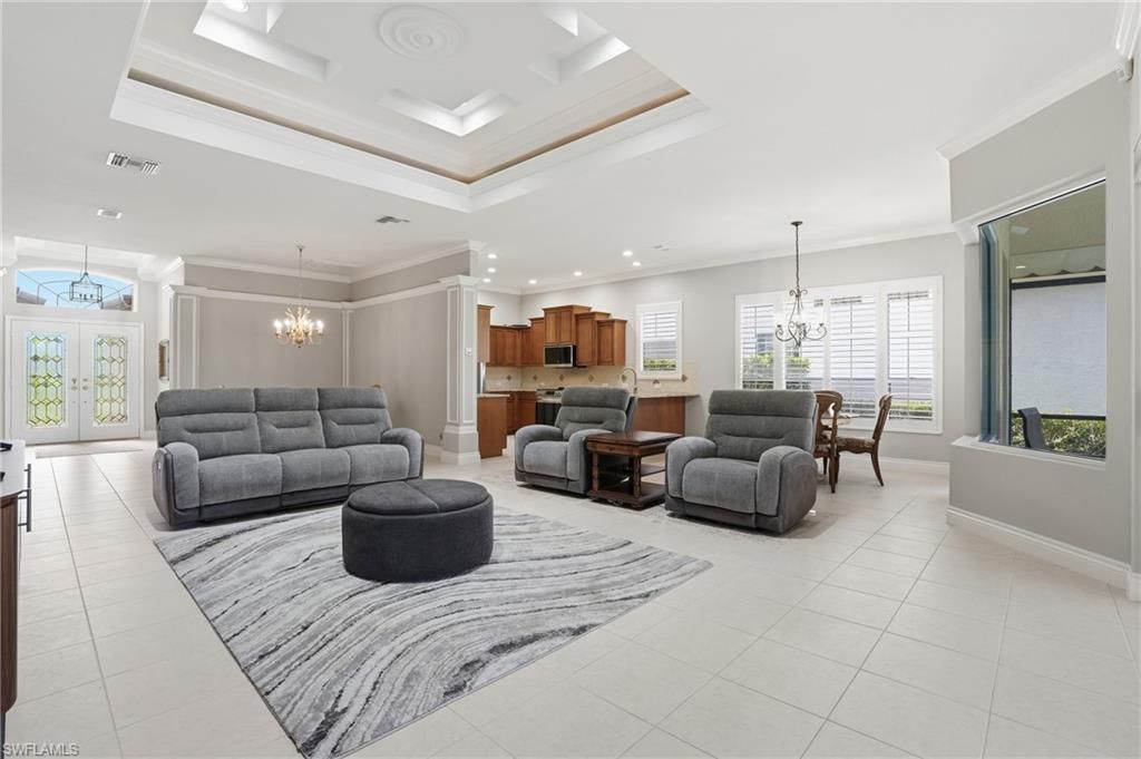 6039 Fairway Ct, Naples, FL 34110 Photo