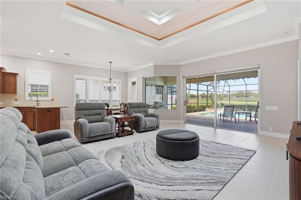 6039 Fairway Ct, Naples, FL 34110 Photo