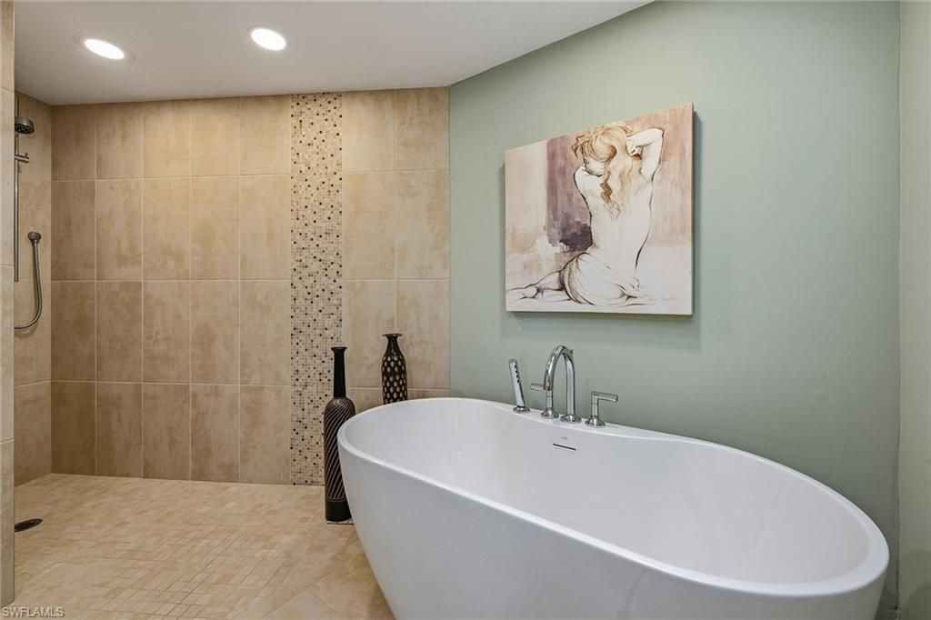 980 Cape Marco Dr , Unit 507, Marco Island, FL 34145 Photo