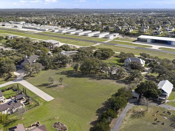 21 Boerne Stage Airfield, Boerne, TX 78006