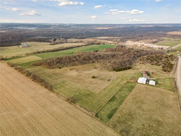 Indian Boundary Road, Center Point, IA 52213