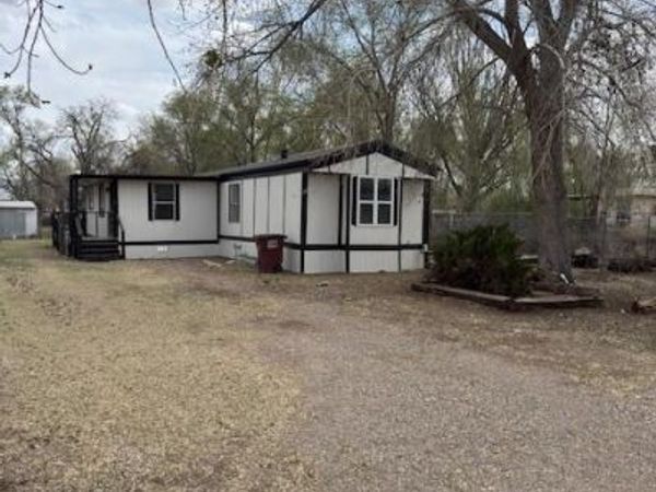 2910 Parklane Drive, Los Lunas, NM 87031