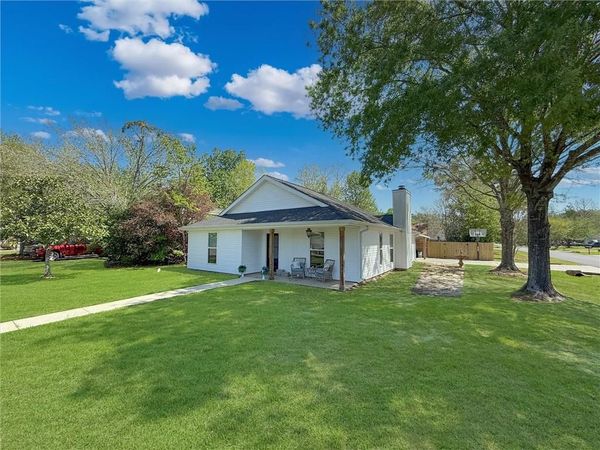 101 SAINT JOHN Circle , Covington, LA 70433