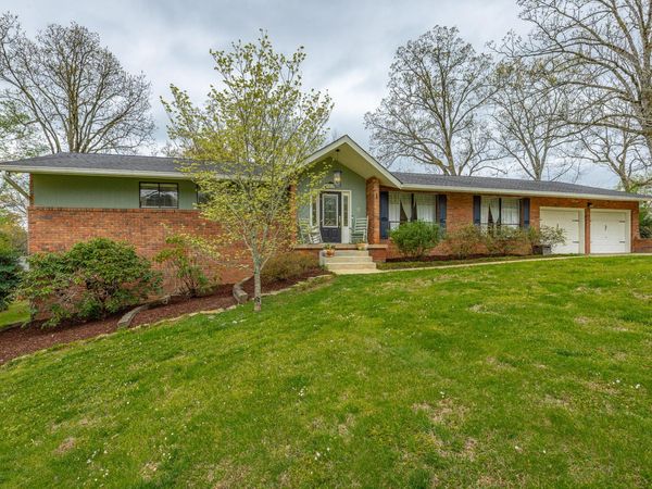 4812 Montcrest Circle , Chattanooga, TN 37416