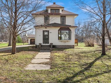 730 1st Street N, Waterville, MN 56096