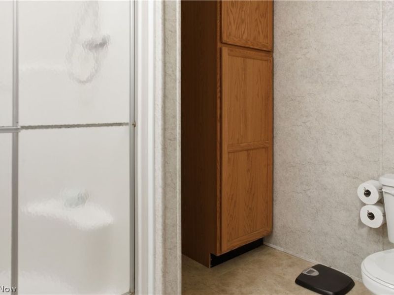 898 Longshadow Drive , Roaming Shores, OH 44084 Photo 18