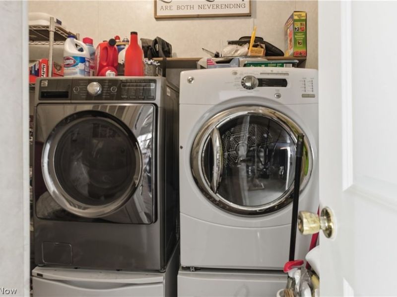 898 Longshadow Drive , Roaming Shores, OH 44084 Photo 23