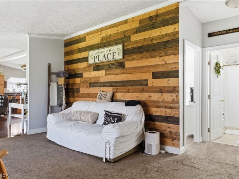 898 Longshadow Drive , Roaming Shores, OH 44084 Photo 6