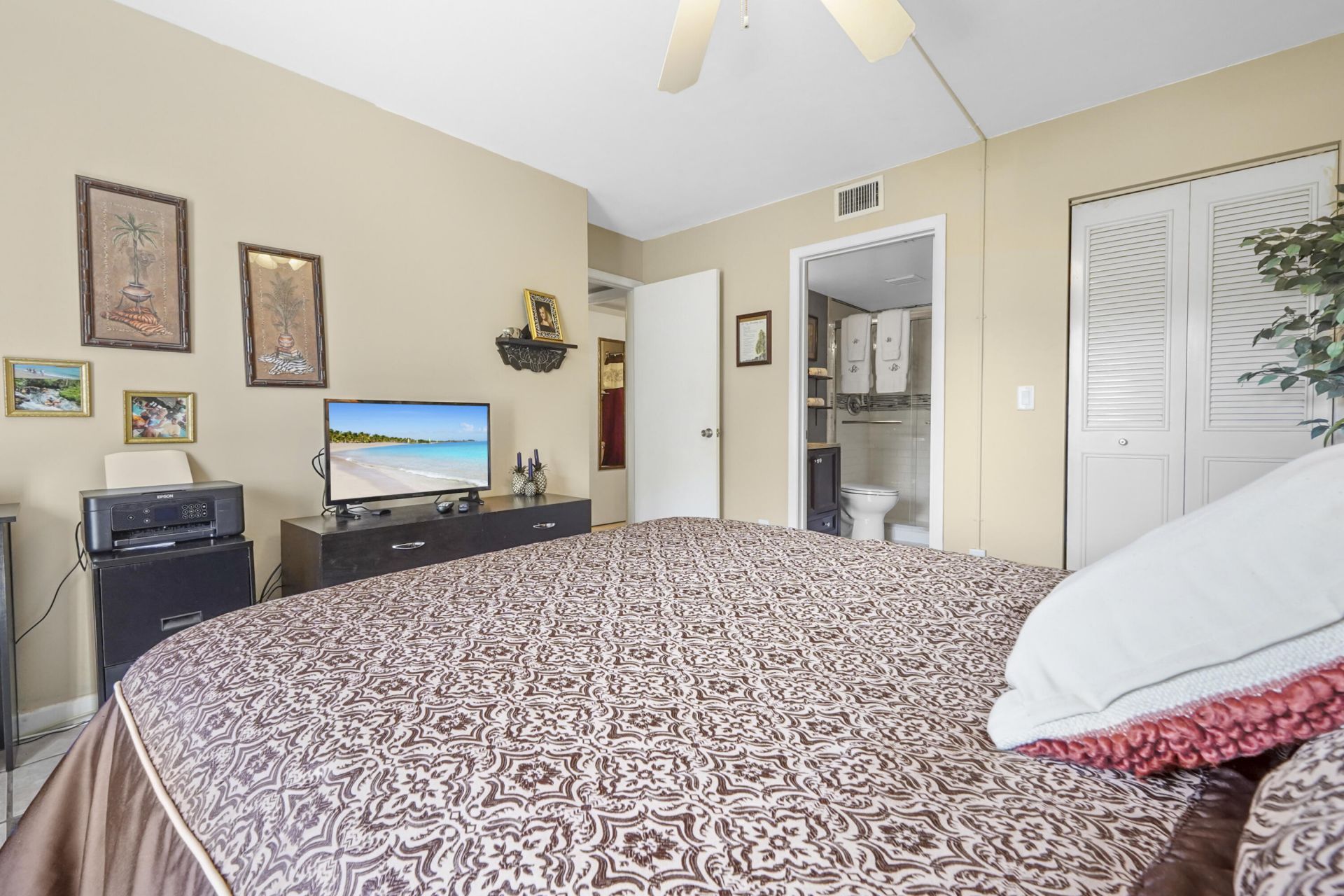 1013 Green Pine Boulevard, Unit D1, West Palm Beach, FL 33409 Photo