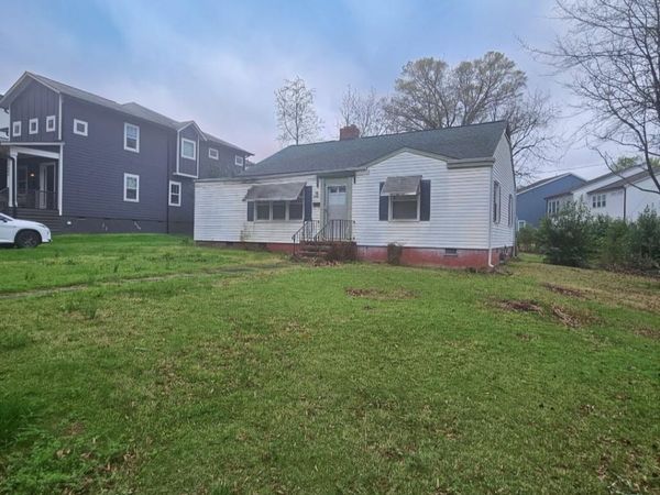 1040 Drummond Avenue, Charlotte, NC 28205