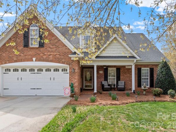 1498 Finwick Drive , Pfafftown, NC 27040