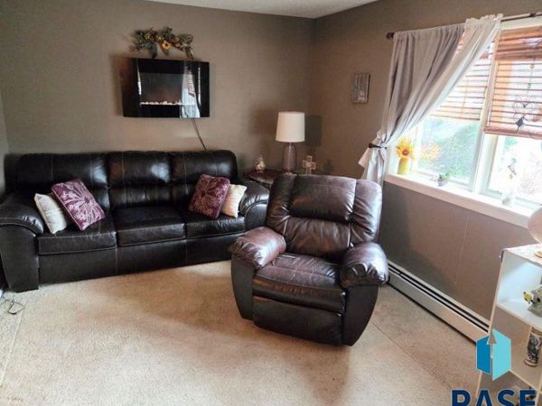 3600 S Gateway Blvd, Unit 103, Sioux Falls, SD 57106